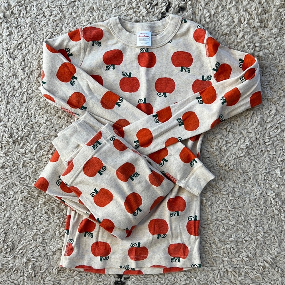 Hanna Anderson Pumpkin Long sleeve and pant PJs